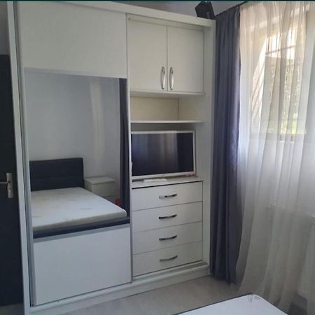 25.Apartment Bukarest Eksteriør billede